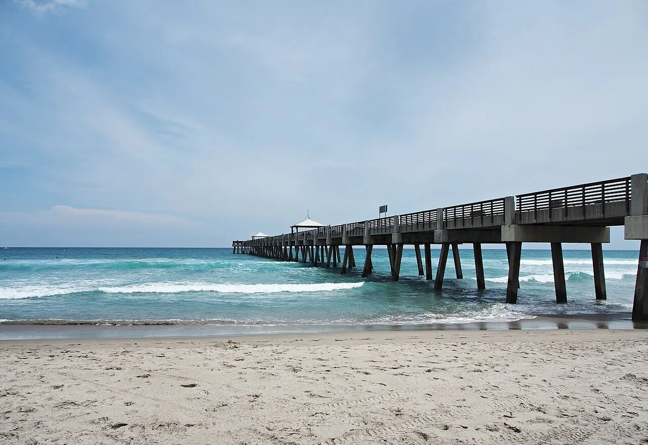 Juno Beach Pier on the Atlantic in Juno Beach, Florida